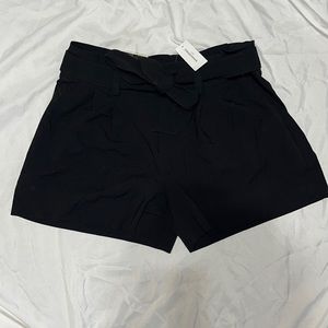 Banana Republic shorts NWT